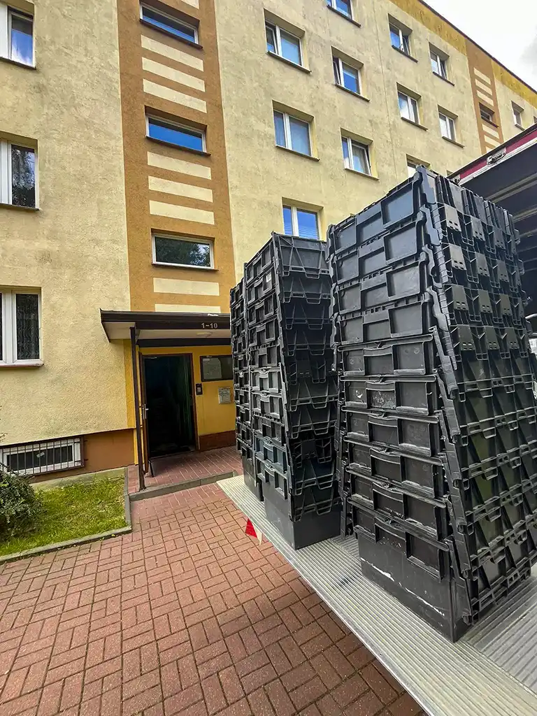 Plombowane pojemniki transportowe WHM